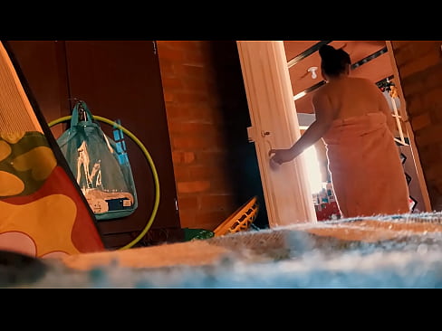 ❤️ عمویم دنبالم می آید داخل حمام، وقتی دوش می گیرم مرا به هم می زند. ☑ سوپر سکس در fa.hotpornphotos.ru ❌️❤